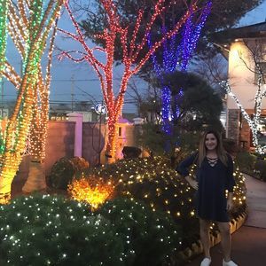 Meet your Posher, Agam